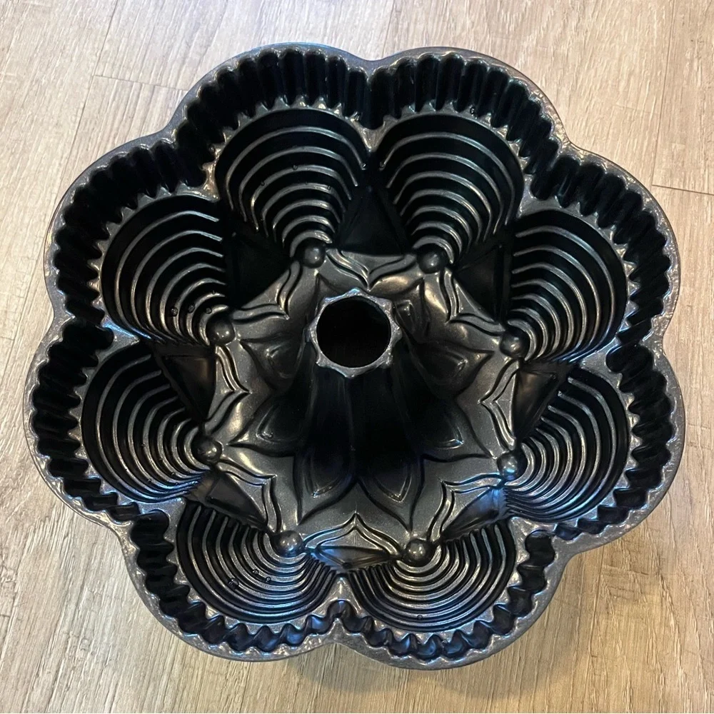 Nordic Ware bake festive